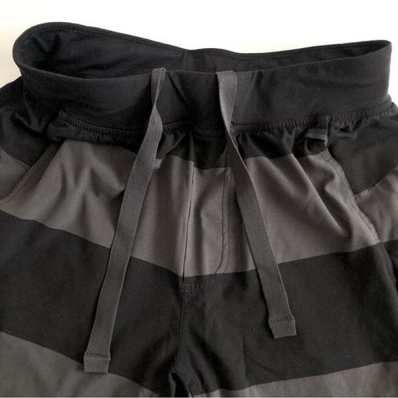 Lululemon Short - Picture 3 of 6